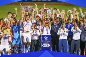 CLB Viettel trong niềm vui chiến thắng. Ảnh: DŨNG PHƯƠNG