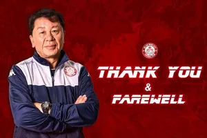 CLB TPHCM chia tay HLV Chung Hae-song