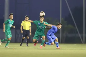 Học viện Nutifood thắng áp đảo đội TPHCM. Ảnh: Đoàn Nhật