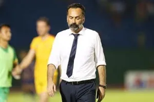 HLV Lopez. Ảnh: Thanh Hóa FC