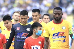 Samson bị cấm thi đấu 3 trận