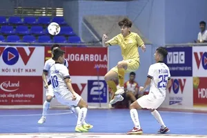 Zebit Sài Gòn (áo trắng) quá mạnh so với Cao Bằng 