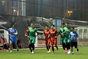 Đội tuyển Việt Nam đã hội đủ 3 thủ môn tại Saudi Arabia sau khi có sự xuất hiện của Văn Lâm