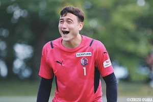 Thủ môn Văn Lâm trong màu áo Cerezo Osaka