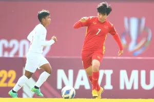 Tuyết Dung tỏa sáng trong trận hòa như thắng của Việt Nam trước Myanmar