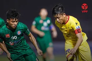 Văn Đức đang gặp[ vấn đề về phong độ