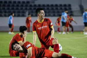 Lực lượng của đội tuyển Việt Nam thiếu hụt nghiêm trọng, sau Hoàng Đức đến lượt Tiến Linh sớm kết thúc vòng loại World Cup 2022