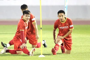 Quang Hải và Hùng Dũng là những ứng viên cho 3 suất tăng cường trên 23 tuổi 