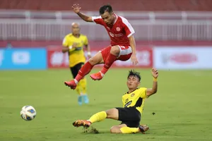 Viettel rộng cửa tranh ngôi đầu bảng với Hougang United. Ảnh: DŨNG PHƯƠNG 