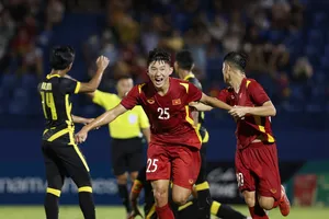 U19 Việt Nam ngược dòng giành chiến thắng trước Malaysia