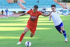 CAND trở lại ngôi đầu bảng sau chiến thắng trước Huế. Ảnh: CANDFC