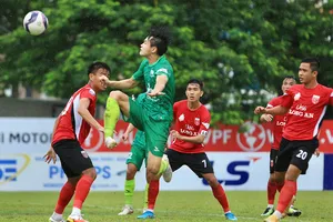 Long An có chiến thắng cách biệt trước các cầu thủ Phù Đổng