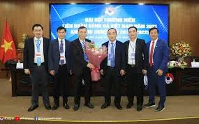 Các lãnh đạo VFF khoá VIII