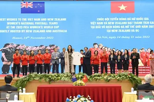 Toàn cảnh buổi gặp gỡ, giao lưu của Thủ tướng Phạm Minh Chính, Thủ tướng Jacinda Ardern với các thành viên đội tuyển nữ Việt Nam