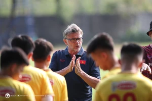 HLV Troussier chuẩn bị vào chiến dịch Asian Cup 2023