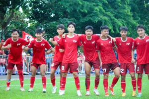 PVF sớm giành vé đi tiếp sau chiến thắng 4-0 trước SLNA