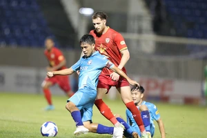 Đà Nẵng sớm gặp áp lực trong mùa đầu trở lại V-League