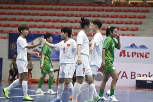 Đội tuyển futsal nữ Việt Nam sẽ tranh ngôi đầu bảng với Đài Loan (TQ)