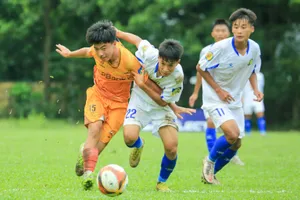 HA.GL (áo cam) dừng bước khi để thua 1-3 trước SLNA