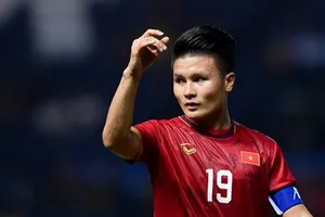 Quang Hải vắng mặt do không bình phục kịp chấn thương.
