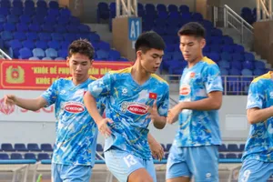 U22 Việt Nam trên sân tập ngày 25-11