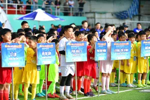 Giải đấu năm nay thu hút gần 500 cầu thủ, trở thành ngày hội bóng đá học đường lớn nhất TPHCM trong năm 2025.