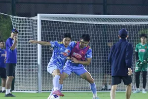 Các cầu thủ nhanh chóng đi vào tập luyện sau khi ổn định nơi nghỉ ngơi được LĐBĐ Qatar bố trí chu đáo.