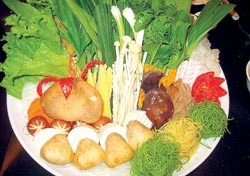 Lẩu nấm rau
