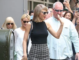 Taylor Swift: Người trẻ nhất có quyền lực nhất