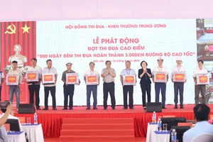 Thủ tướng Phạm Minh Chính phát động "500 ngày đêm thi đua hoàn thành 3.000km đường bộ cao tốc"