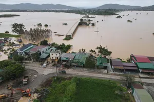 Đắk Lắk: Nhiều địa phương bị cô lập do nước lũ