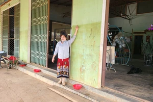 Kon Tum: Yêu cầu "thủy điện chây ỳ đền bù" tổ chức đối thoại, đo đạc đền bù cho người dân