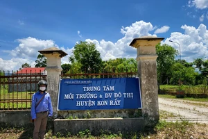 Vụ “Trung tâm nước sạch cấp nước đục”: Cam kết không để tái diễn