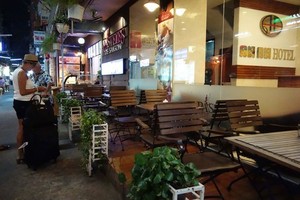 Covid-19 leaves business suffering at HCMC's busiest backpacker street