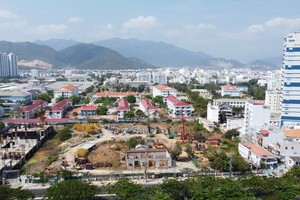 Nha Trang property violation brought to court