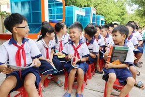 Trẻ mầm non, học sinh, học viên từ lớp 1 đến lớp 11 tiếp tục nghỉ học đến ngày 8-3