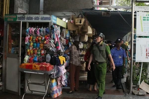 Các đơn vị tăng cường kiểm tra tại khu vực chợ trên địa bàn quận Hải Châu, TP Đà Nẵng