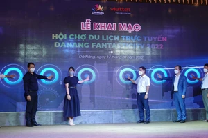 Nghi lễ khai mạc hội chợ du lịch trực tuyến Danang FantastiCity 2022 