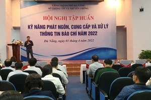 Hội nghị có sự tham gia của 140 đại biểu là người phát ngôn của sở ban ngành, cơ quan, đơn vị trực thuộc đoàn thể chính trị- xã hội, HĐND, UBND TP Đà Nẵng