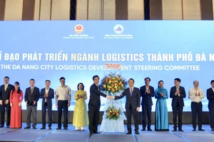 Ra mắt Ban chỉ đạo phát triển ngành logistics TP Đà Nẵng. Ảnh: XUÂN QUỲNH