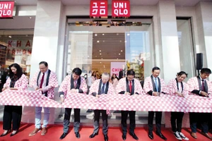 UNIQLO Đồng Khởi đón hơn 13.000 khách ngày khai trương