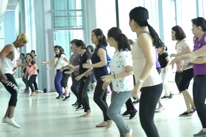 Nhiều phụ nữ tham gia các lớp thể dục để chăm sóc sắc đẹp, giữ gìn vóc dáng