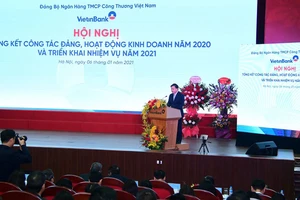 Năm 2020, VietinBank đã cắt giảm gần 5.000 tỷ đồng lợi nhuận từ việc giảm lãi suất cho vay, phí, thoái lãi để hỗ trợ doanh nghiệp, người dân