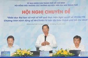 Chủ tịch UBND TPHCM Phan Văn Mãi phát biểu tại hội nghị chuyên đề với chủ đề “Giáo dục đại học và một số kết quả thực hiện Nghị quyết 29-NQ/TW, chương trình hành động số 46-CTrHĐ/TU trên địa bàn TPHCM”. Ảnh: CAO THĂNG