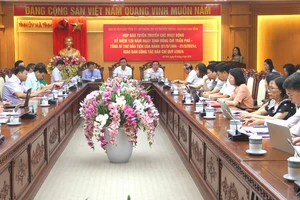 Quang cảnh buổi họp báo 