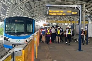 Hành khách sẽ được phục vụ miễn phí tháng đầu tiên metro đưa vào khai thác