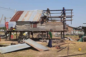 Sửa chữa 88 căn nhà, trường học bị tốc mái