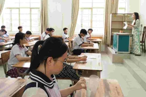 Thí sinh tham gia Kỳ thi tuyển sinh lớp 10 công lập tại TPHCM các năm trước