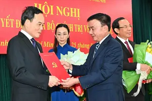 Đồng chí Trần Lưu Quang giữ chức Bí thư Thành ủy TPHCM
