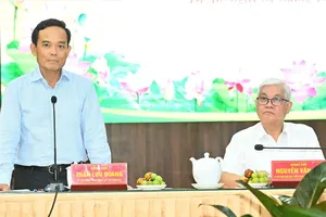 Bí thư Thành ủy TPHCM Trần Lưu Quang: Ưu tiên xây dựng trường lớp, nhất là ở nơi đông dân